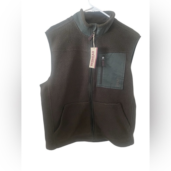 NWT men’s Readhead vest—large - Picture 1 of 3